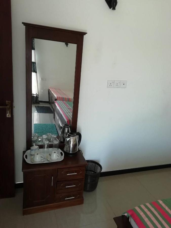 Reshani Guest House Negombo Dış mekan fotoğraf