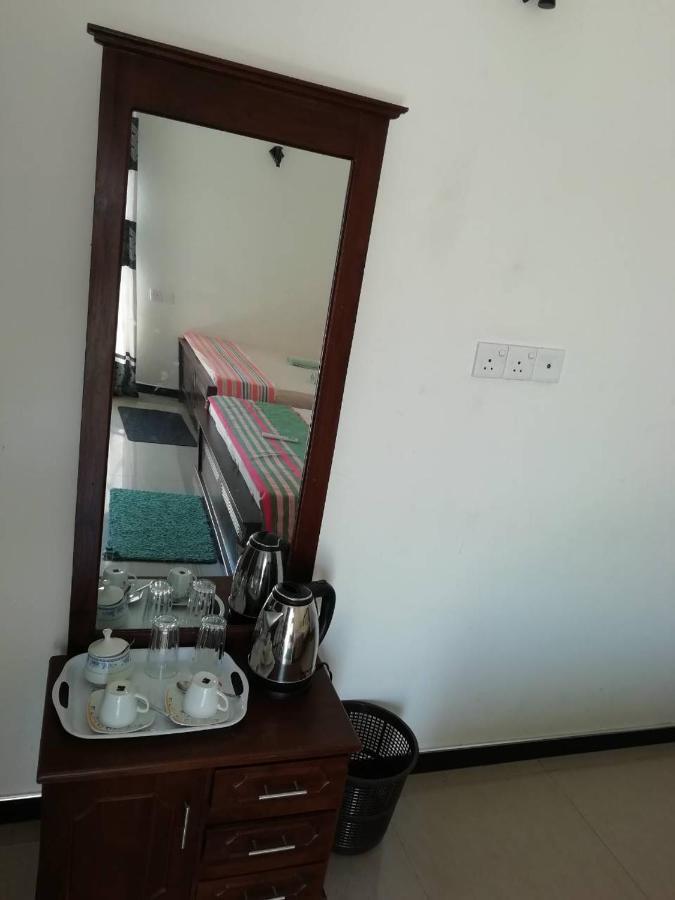 Reshani Guest House Negombo Dış mekan fotoğraf